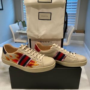 Gucci mens flames sneaker.